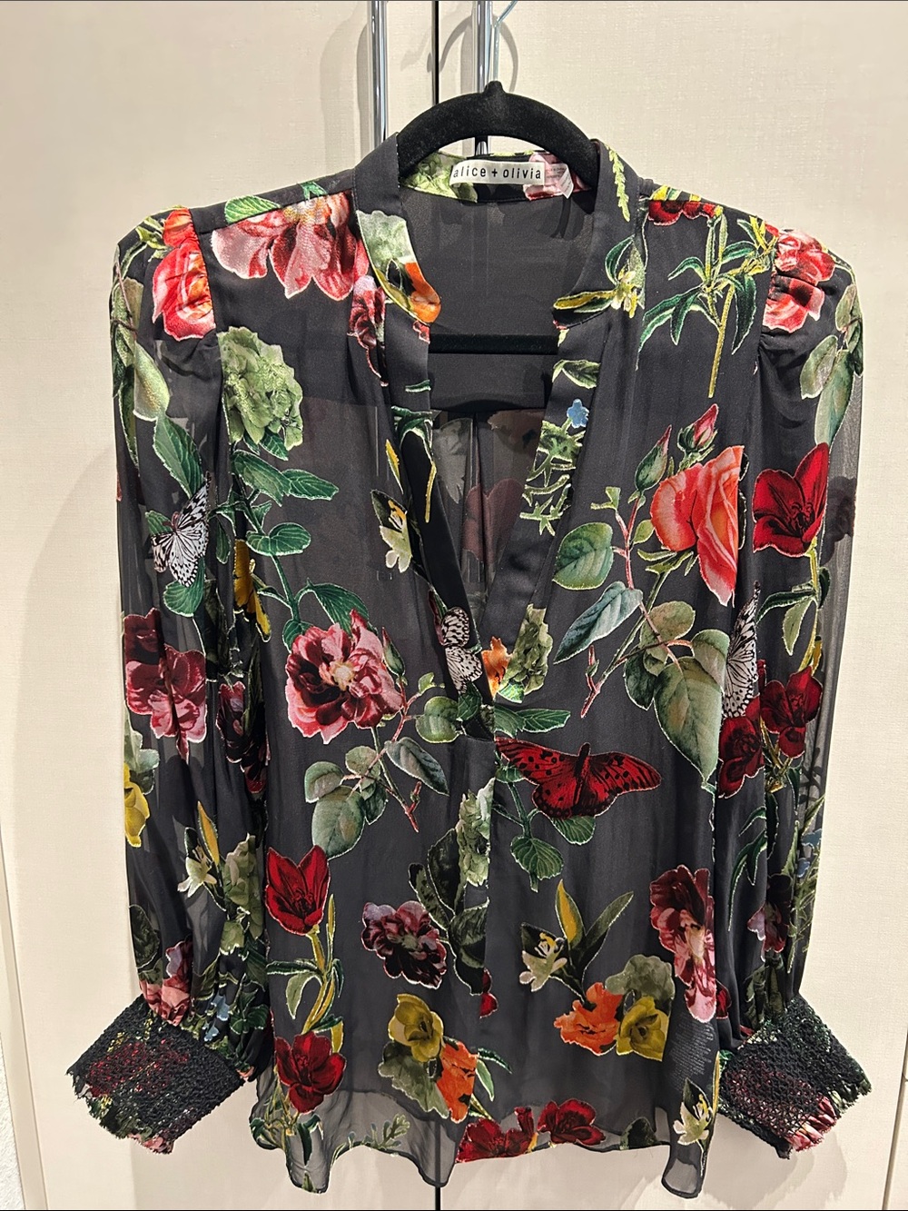 Alice + Olivia Black Sheer Floral V-Neck Blouse